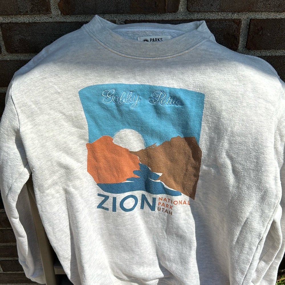 Parks Project Zion Utah Gabby Petito hiking sweatshirt plus Life is Good canteen